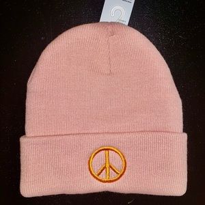 COPY - Pink/Rose beanie peace and love